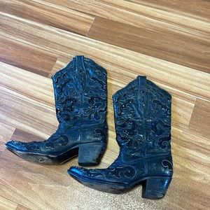 Corral boots